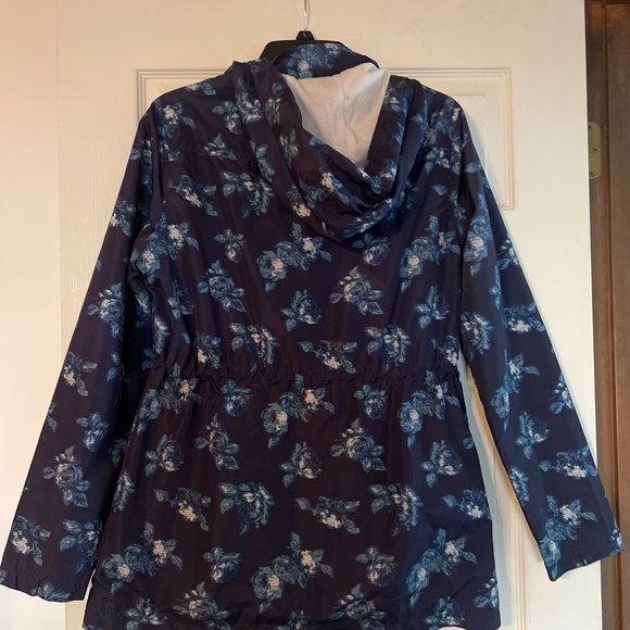 Women's Merona Blue Floral Rain Jacket size L - Picture 3 of 4